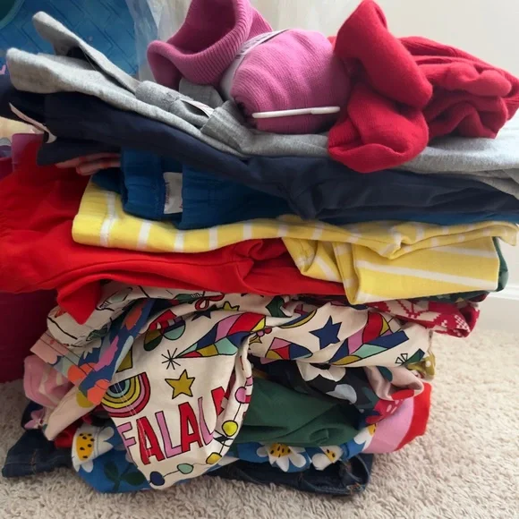 Girls Hanna Andersson Lot size 130 (8) lots of dresses, leggings, and tops - Picture 1 of 15